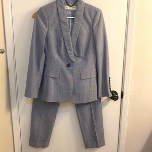 Burberry blue linen suit 6 petite